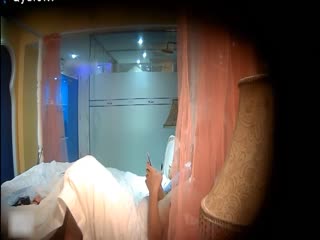 精品酒店偷拍颜值漂亮性感的美女和帅气男友玩虐操,绑起来后用皮鞭打着屁股干,鞭打的越狠叫的越淫荡操的越猛!。 — 2024